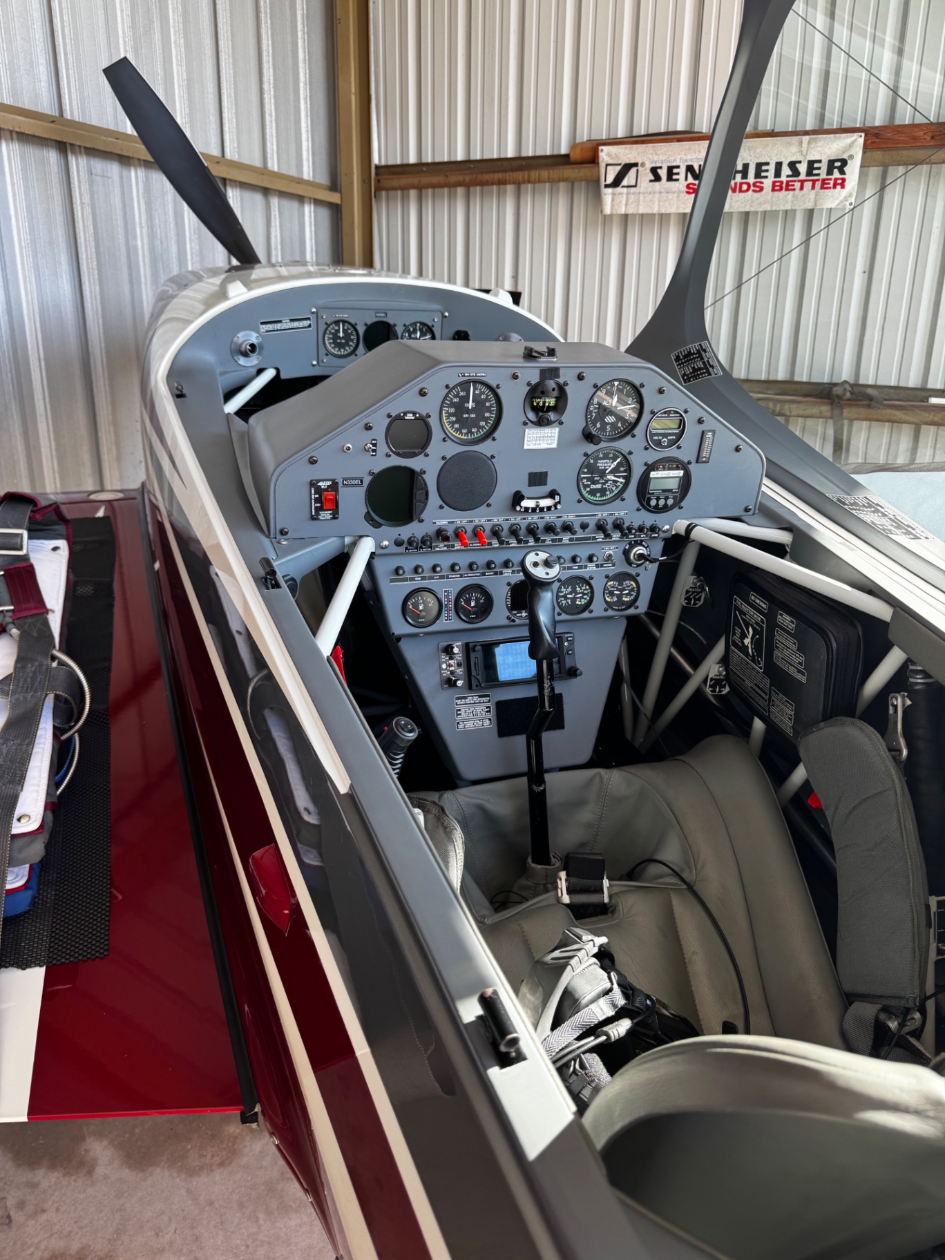 Extra 330 cockpit and instrument panel